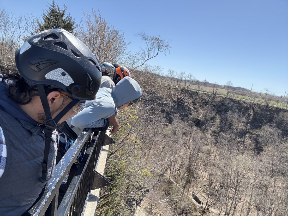 Earth Day Clean Up: Devil's Punchbowl – Sat Apr 18 @ 8 am